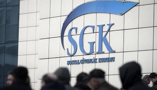 SGK harekete ge&ccedil;ti: Emekli maaşları yeniden hesaplanıyor