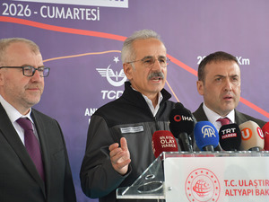 Bakan Uraloğlu a&ccedil;ıkladı! Ankara-İstanbul YHT'de s&uuml;re kısalıyor