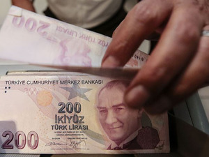 En d&uuml;ş&uuml;k emekli maaşı ne kadar olacak? Uzmanlardan yeni rakam