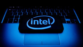 Intel, Elon Musk'ın Terafab Projesine Girdi: Hisse Y&uuml;zde 4 Arttı