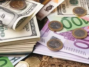 Dolar ve Euro g&uuml;ne nasıl başladı? (10 Nisan 2026 g&uuml;ncel fiyatlar)