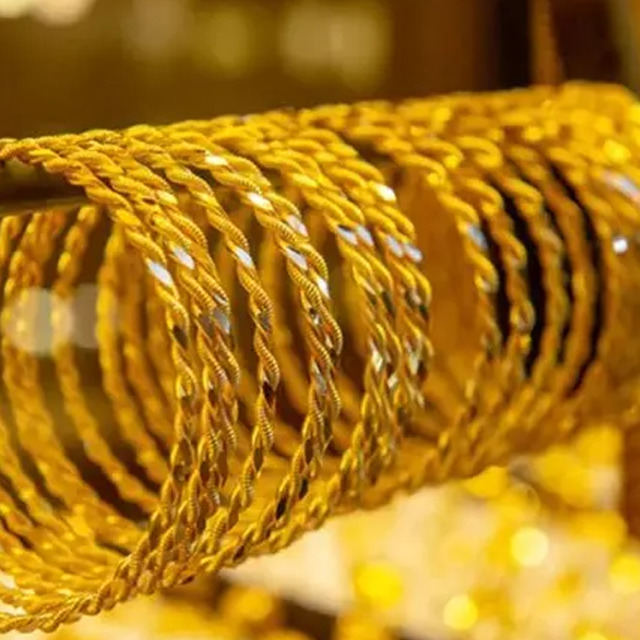 Altın fiyatları 10 Nisan 2026: Gram, &ccedil;eyrek, tam altın ka&ccedil; TL?