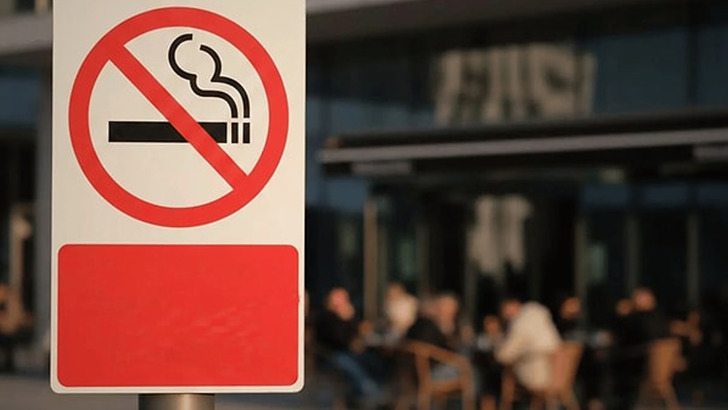 Tiryakilere k&ouml;t&uuml; haber! Sigarada tam yasak i&ccedil;in tarih verildi