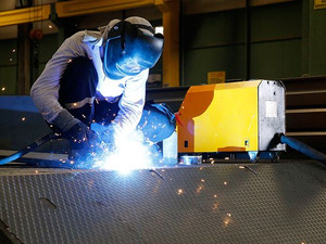 T&Uuml;İK a&ccedil;ıkladı! Sanayi &uuml;retimi yeniden y&uuml;kselişte