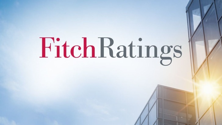 Fitch T&uuml;rkiye'nin kredi g&ouml;r&uuml;n&uuml;m&uuml;n&uuml; "Durağan" olarak g&uuml;ncelledi