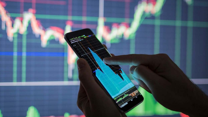 BIST y&uuml;kselirken en &ccedil;ok kazandıran ve kaybettiren hisseler