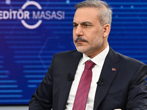 Bakan Fidan'dan H&uuml;rm&uuml;z uyarısı! "Ekonomiye y&uuml;k bindirir"