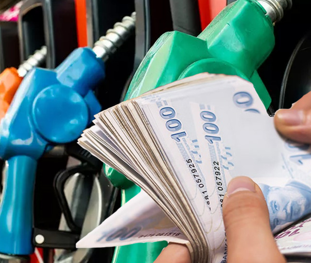 İndirime saatler kala motorinde zam beklentisi ortaya &ccedil;ıktı