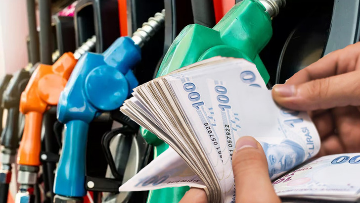 İndirime saatler kala motorinde zam beklentisi ortaya &ccedil;ıktı