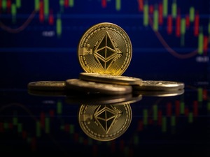 Ethereum d&uuml;şen kanalı kırmaya &ccedil;alışıyor, 2.499 dolar kritik