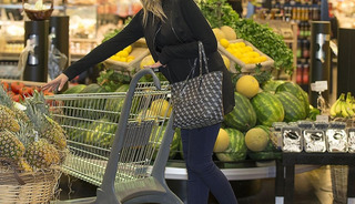 Perakende g&uuml;ven endeksi -4,6'da! Toparlanma var ama risk s&uuml;r&uuml;yor