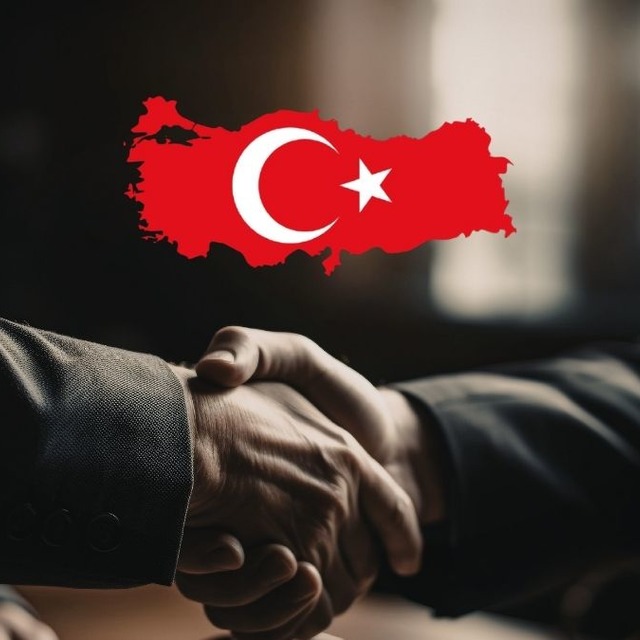 H&uuml;rm&uuml;z krizi masada, kritik toplantı T&uuml;rkiye&rsquo;de yapılacak