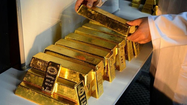 Altın 1 ayın zirvesini test etti: İşte g&uuml;ncel altın fiyatları (15 Nisan 2026)