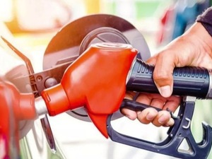 Motorine zam geldi, yarın indirim bekleniyor (15 Nisan 2026 g&uuml;ncel akaryakıt fiyatları)