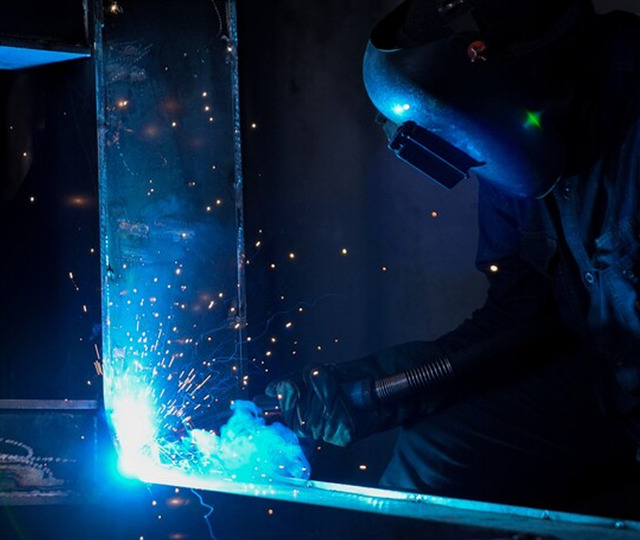 T&Uuml;İK a&ccedil;ıkladı! &Uuml;cretli &ccedil;alışan sayısı şubatta y&uuml;zde 1,3 arttı