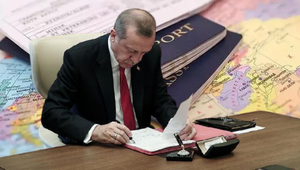 Cumhurbaşkanı imzasıyla y&uuml;r&uuml;rl&uuml;kte: T&uuml;rkiye vize istemeyecek!