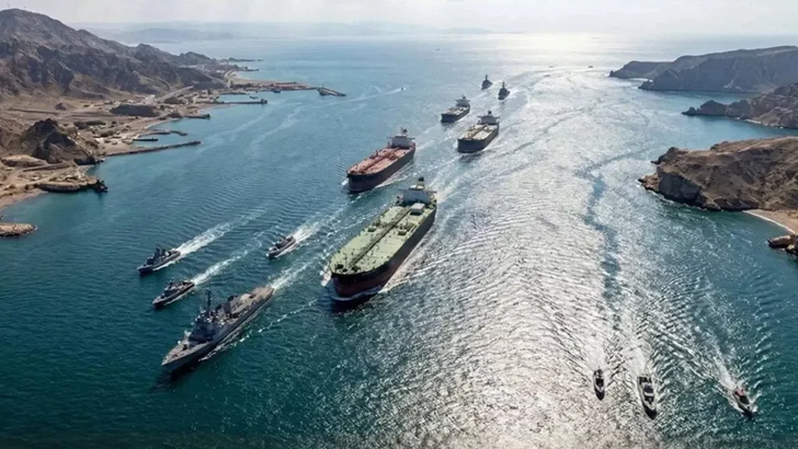 H&uuml;rm&uuml;z Boğazı son dakika kararıyla tekrar kapatıldı