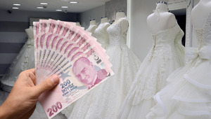 Kapıdan giren 500 TL &ouml;d&uuml;yor! Gelinlik deneme &uuml;cretleri arttı