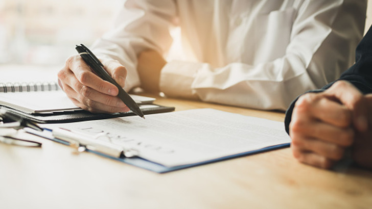 BND Elektrik hisseleri Niğbaş'tan Işıklar Holding'e ge&ccedil;iyor