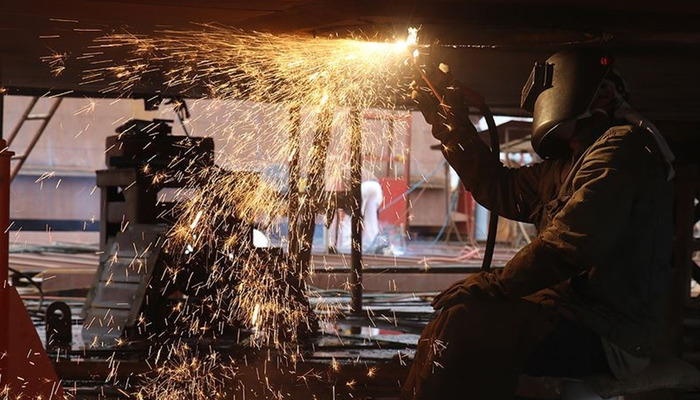 Reel kesim g&uuml;veni 98,6 ile 7 ayın en d&uuml;ş&uuml;k seviyesinde