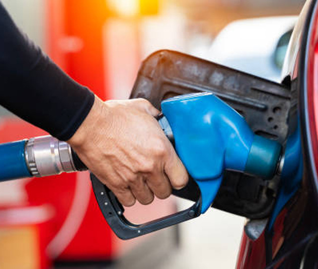 Benzin, motorin, LPG fiyatları! İl il g&uuml;ncel akaryakıt listesi