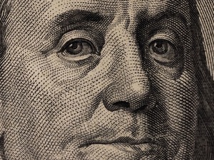 Reel sekt&ouml;r&uuml;n net d&ouml;viz a&ccedil;ığı kritik eşiği aştı, 200,3 milyar dolar oldu