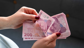 'Bug&uuml;nk&uuml; 20 bin TL bile hayal olacak' Uzmanından emeklilik uyarısı