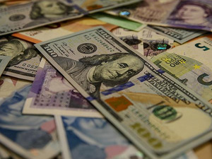 D&ouml;viz piyasasında son gelişmeler: G&uuml;ncel dolar ve euro fiyatları