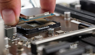 14 kat y&uuml;kseldi! Teknoloji devinin piyasa değeri rekor kırdı