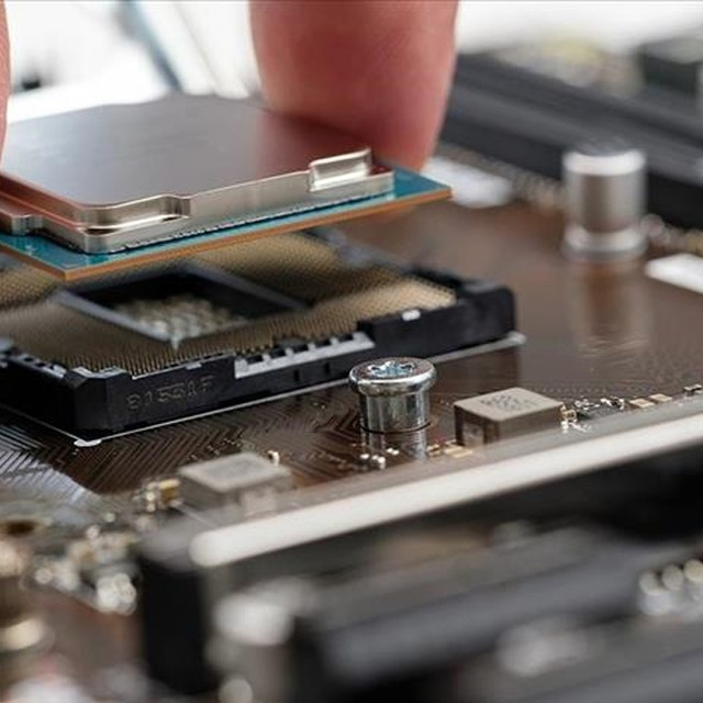 14 kat y&uuml;kseldi! Teknoloji devinin piyasa değeri rekor kırdı