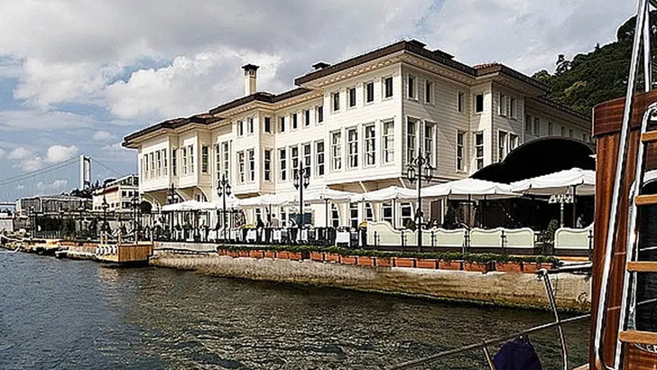 1 yıl dolmadan ikinci başvuru! Boğaz'daki l&uuml;ks otelde konkordato