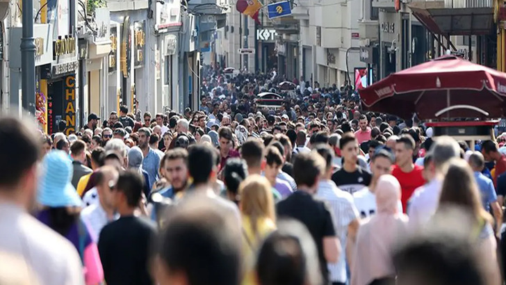 T&Uuml;İK a&ccedil;ıkladı! İşsizlik oranı martta geriledi