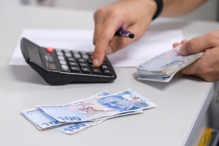SGK bu hatayı affetmiyor, &ouml;denen maaşlar faiziyle geri alınıyor