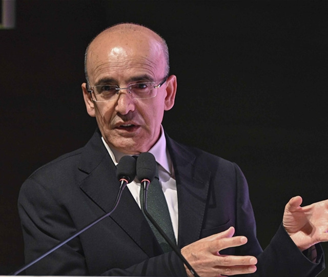 Bakan Şimşek'ten dezenflasyon vurgusu! 'Enflasyonda y&uuml;kseliş ge&ccedil;ici'